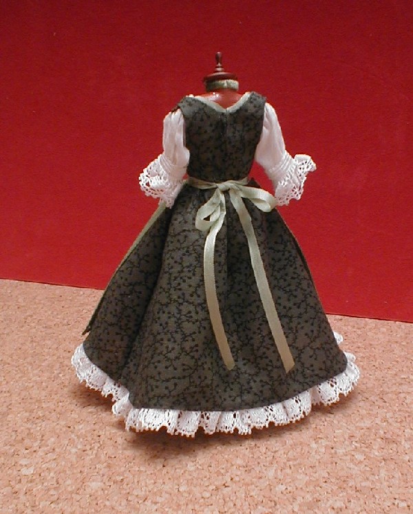 Dirndl von hinten